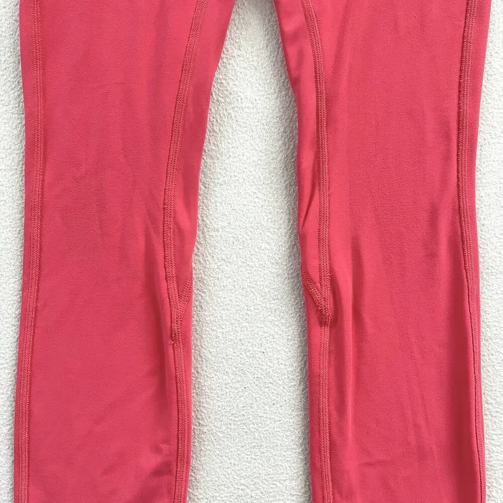 Lululemon x Disney 25